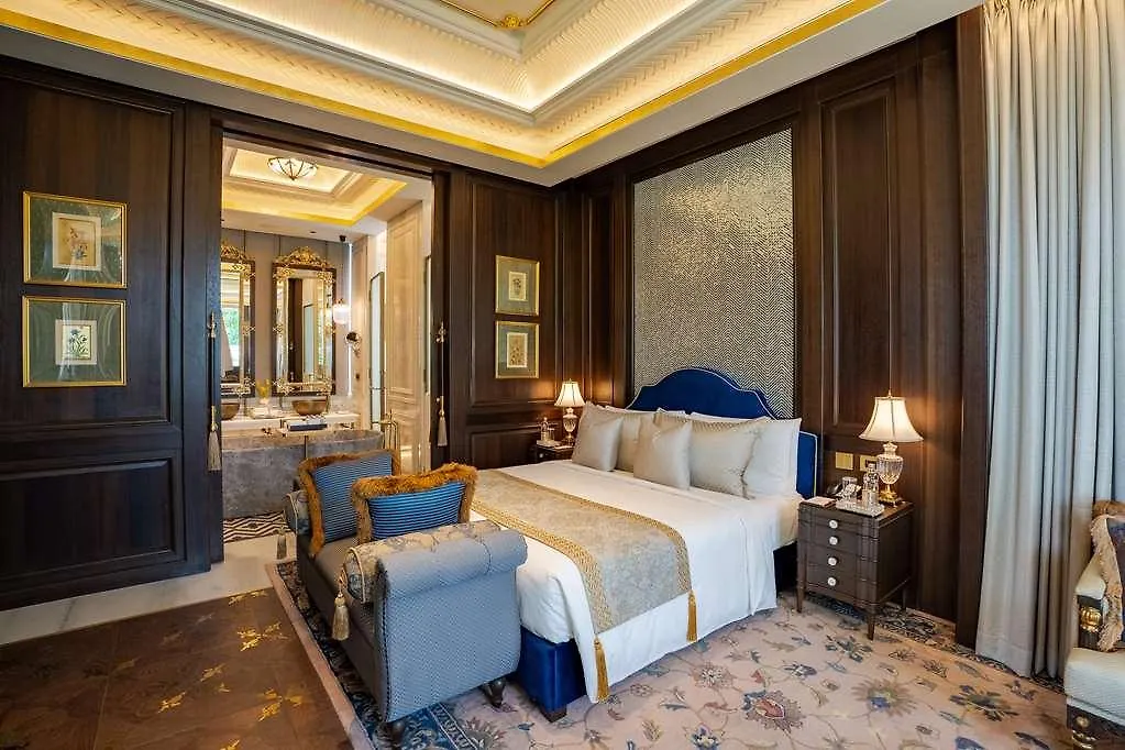 The Leela Palace Udaipur Hotel