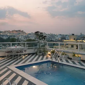 Hotell Naren