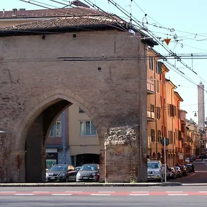 San Vitale 2* Bologna